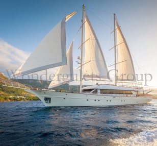 Lussuoso Motorsailer WG CI 023 45mt crociere in Croazia&Montenegro;