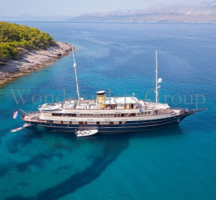 Motorsailer Luxury 56-meter cruising in Croatia 36 guests