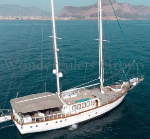 Caicco Superior 5 cabine per crociere in Sicilia